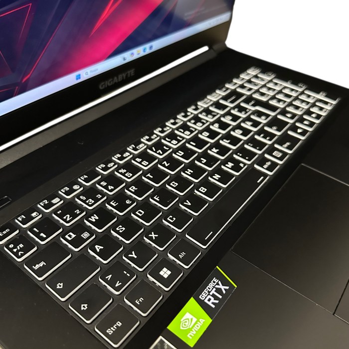 Ноутбук Gigabyte A7 17" K1 Ryzen 7 5800H/16gb/512SSD/RTX3060 Б/В